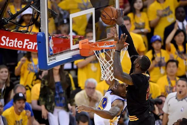 贝弗利回忆初入NBA时的迷茫与震惊